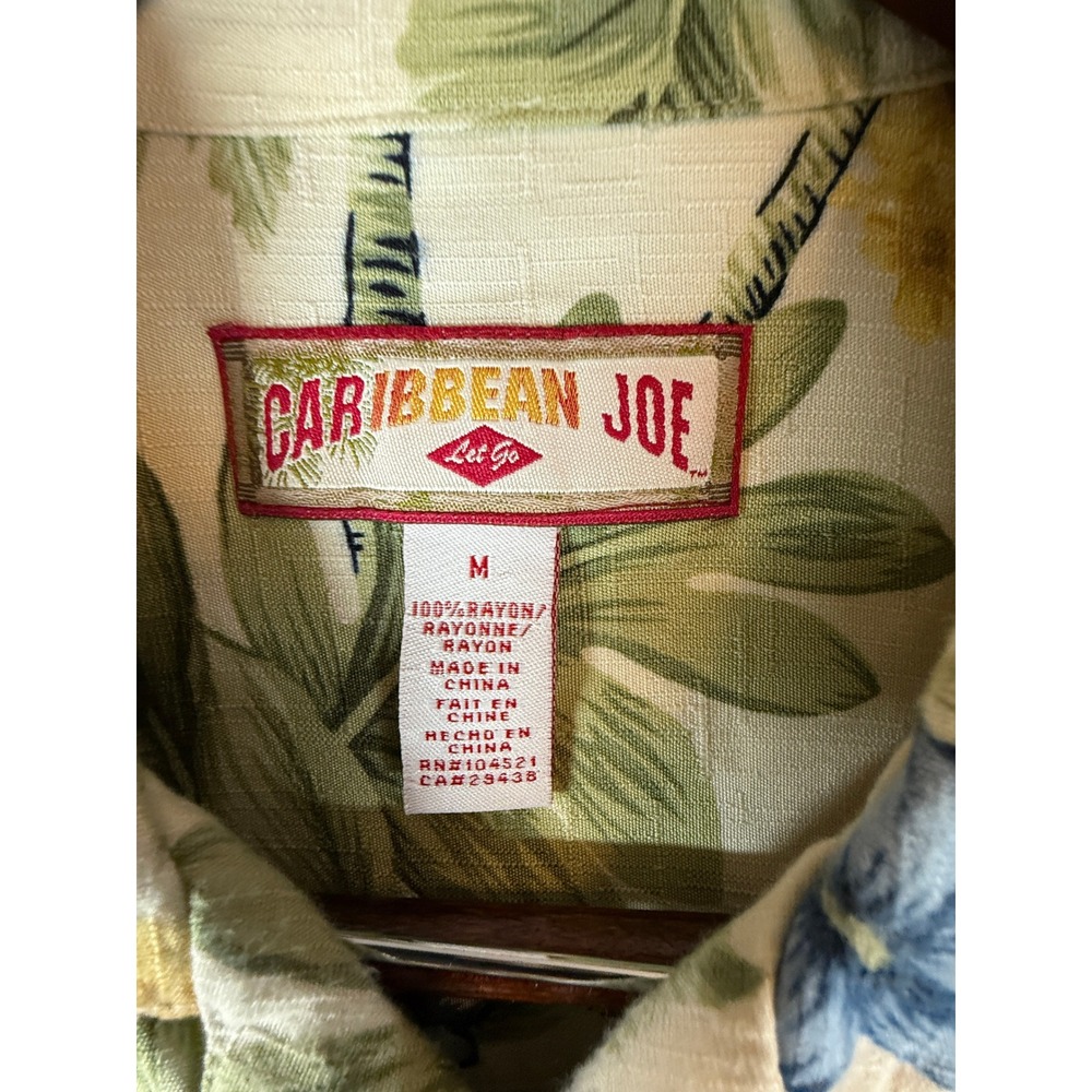 Caribbean Joe Mens Medium Floral Palm Tropical Rayon Button Down Camp Shirt - Picture 6 of 13
